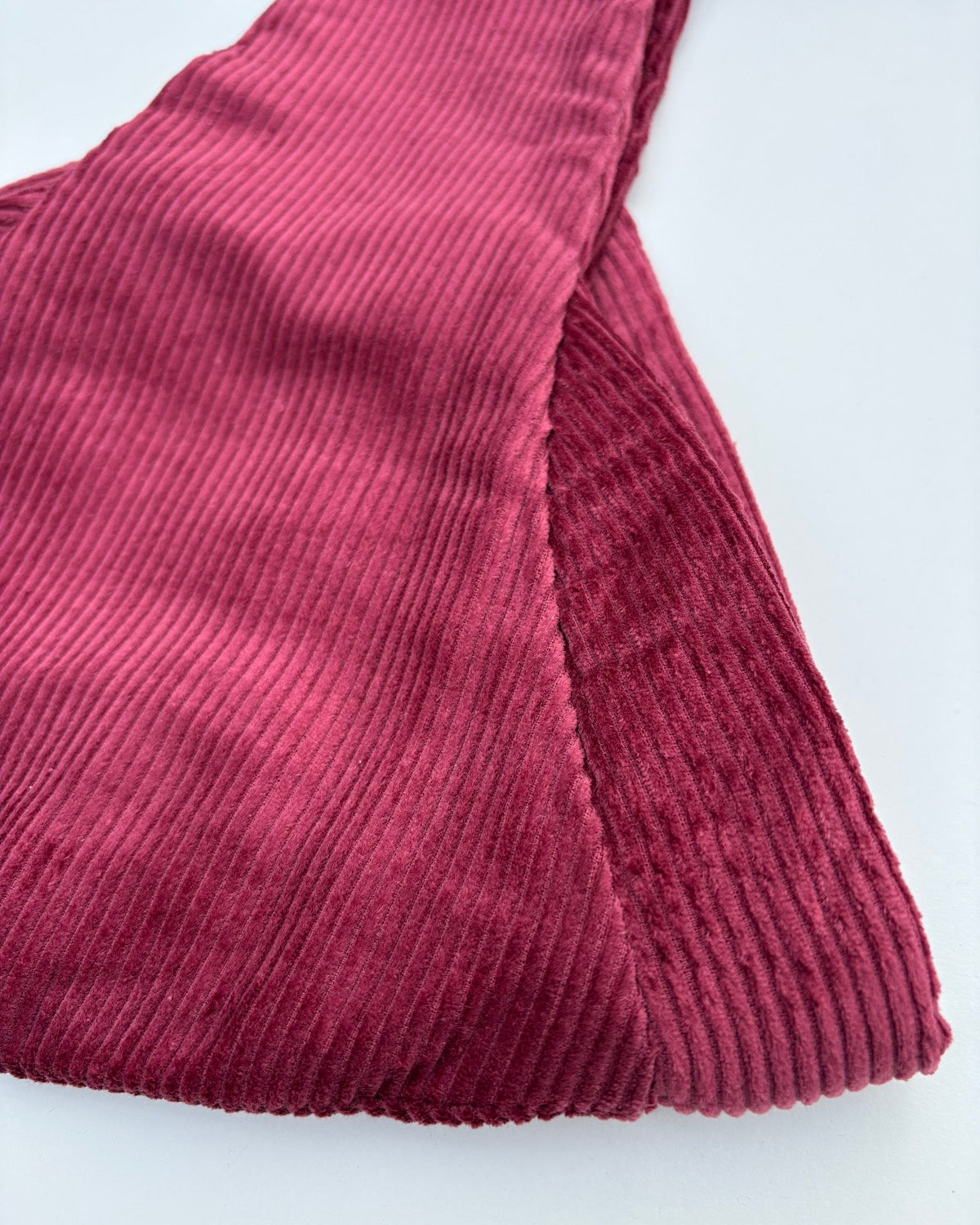 Toddler Carrier in Bright Burgundy